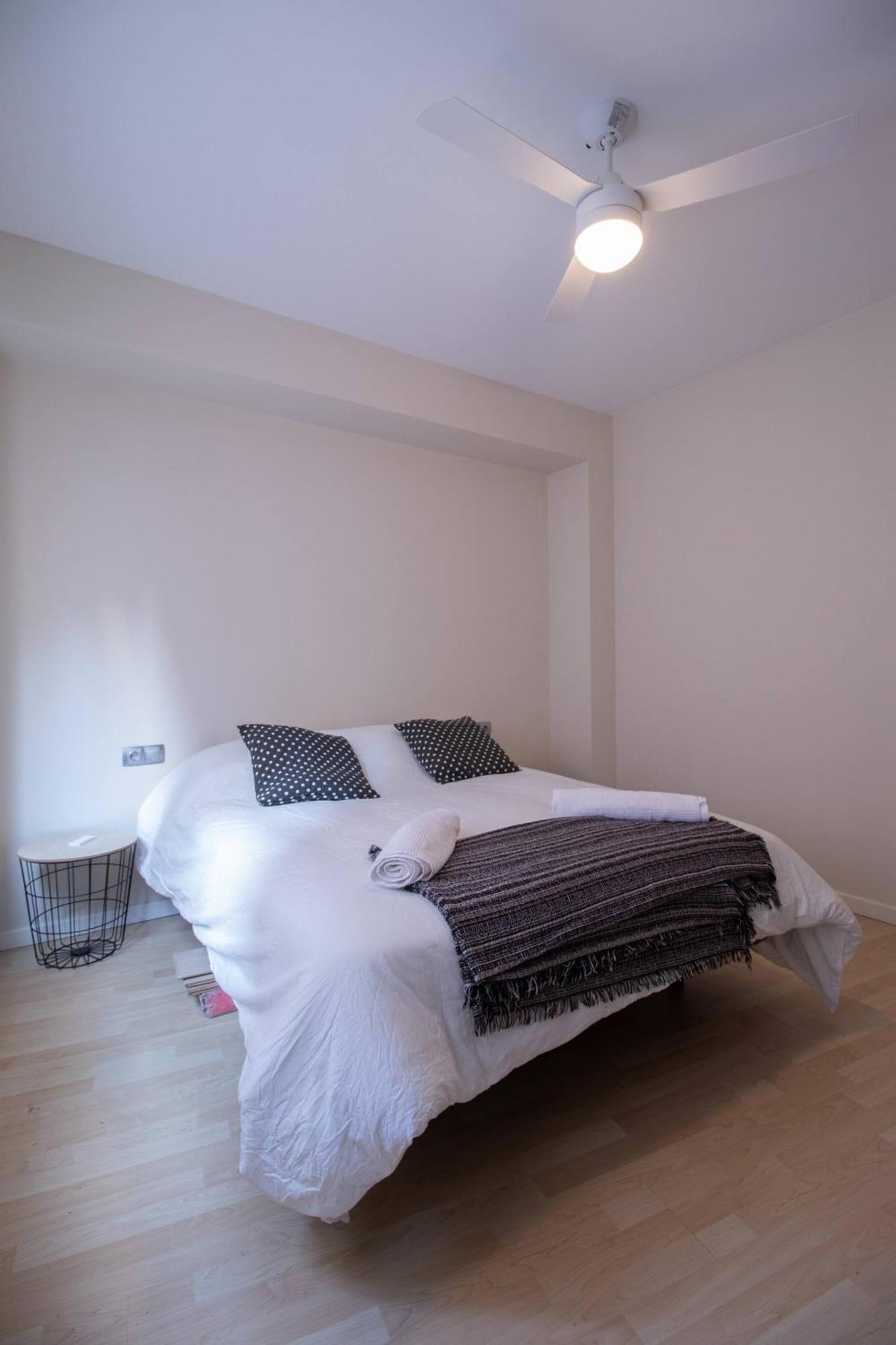 Old Town Flat By Concept Flats Apartment Валенсия Екстериор снимка