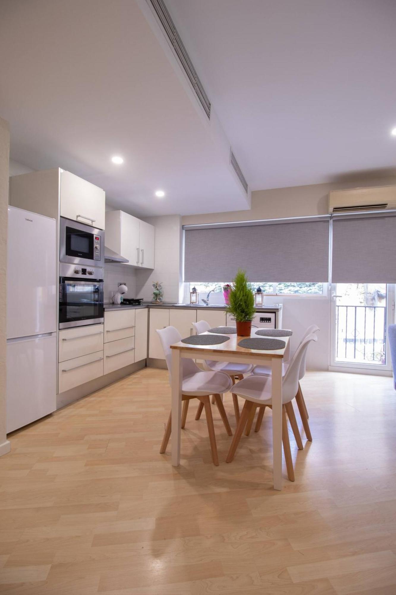 Old Town Flat By Concept Flats Apartment Валенсия Екстериор снимка