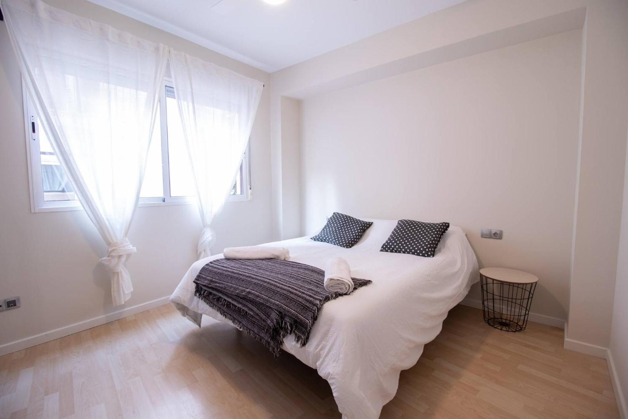 Old Town Flat By Concept Flats Apartment Валенсия Екстериор снимка